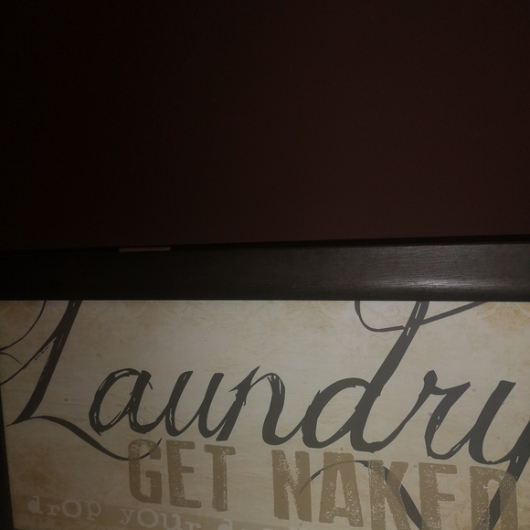 Laundry room sign. - Picture 2 of 3